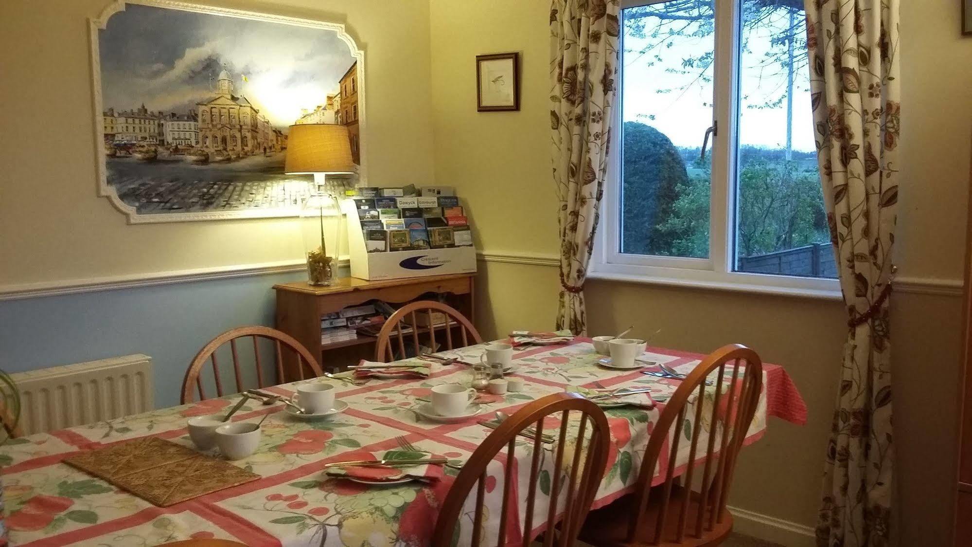 Goldilands Bed & Breakfast Kelso Exterior photo